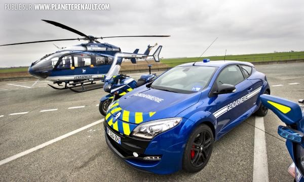 comment devenir pilote megane rs gendarmerie
