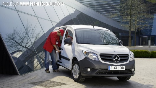 Mercedes Citan ou Renault Kangoo...