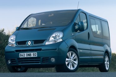 https://www.planeterenault.com/Gamme/photos/trafic/trafic1.jpg