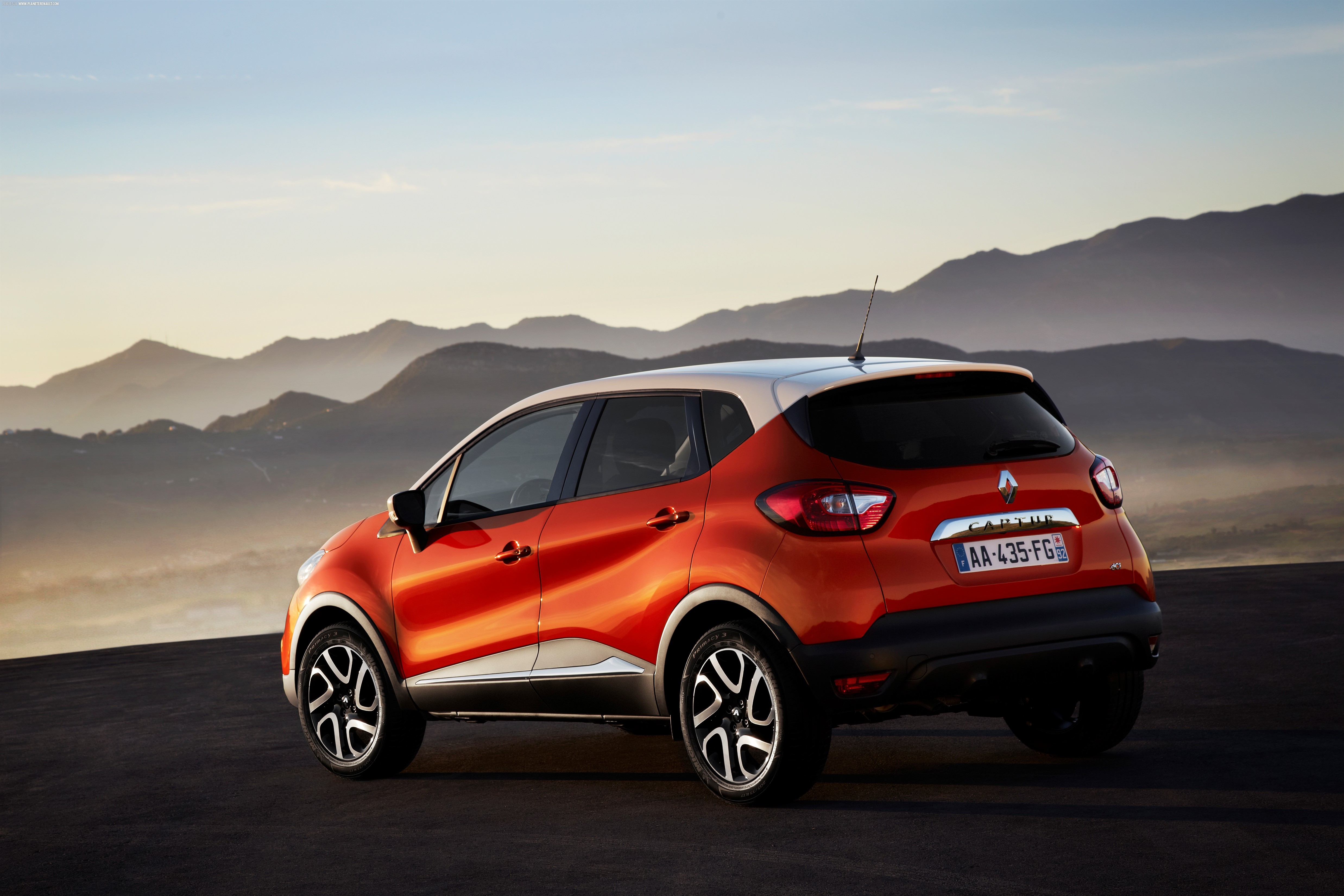 Renault captur. Рено Каптур 2014. Renault Captur 2010. Renault Captur 2012. Renault Captur intense.