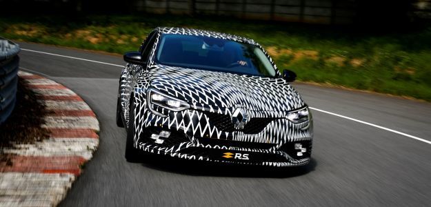 Mégane 4 RS : double boite, 2 châssis et 4Control