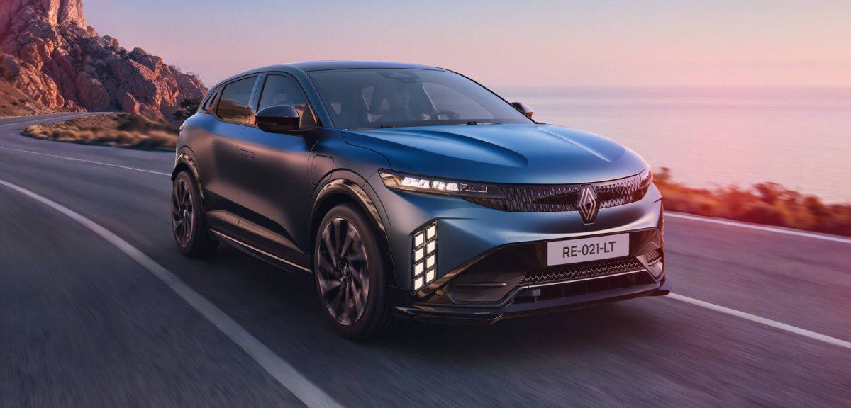 Renault renouvelle sa Mégane avec un style plus dynamique et une nouvelle batterie