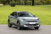 Citroën dévoile ses nouvelles C4 et C4 X au Mondial de l'Auto Renault 
