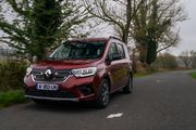 Essai Kangoo E-TECH Combi: l'électrique pour les familles ? 