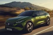 Peugeot insiste avec la 408 restylée Renault 