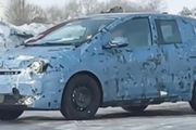 Les essais sur route de la future Twingo ont débuté