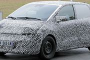 La future Twingo se montre encore sur les routes 