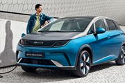 Voiture électrique : Une usine européenne BYD lancera sa production en 2027 Renault 