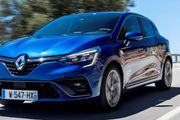 Baisse pour Renault et Peugeot en juin, la Clio devant la 208