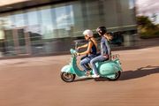 Assurance scooter en voyage: ce qu'il faut savoir pour une couverture internationale Renault 
