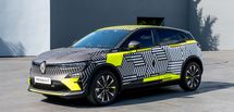 Renault d&eacute;voile un mod&egrave;le de pr&eacute;-s&eacute;rie de sa M&eacute;gane-e