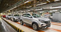 Renault quitte la Russie mais garde un oeil sur le futur 