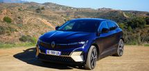 Renault M&eacute;gane E-Tech (2022) : Pr&ecirc;te &agrave; d&eacute;fier la concurrence ?