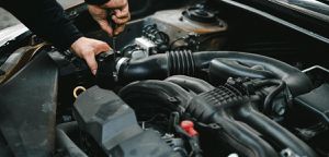 https://www.planeterenault.com/images/300x0/UserFiles/photos/slideshow/00-entretien-moteur.jpeg