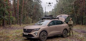 https://www.planeterenault.com/images/300x0/UserFiles/photos/slideshow/4tROOP_2.jpg