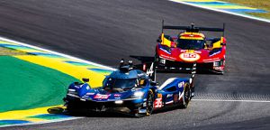 https://www.planeterenault.com/images/300x0/UserFiles/photos/slideshow/6H_Sao_Paulo_1.jpg