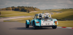 https://www.planeterenault.com/images/300x0/UserFiles/photos/slideshow/Caterham_.png