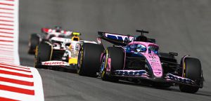 https://www.planeterenault.com/images/300x0/UserFiles/photos/slideshow/GP_USA_AUSTIN_1.jpg