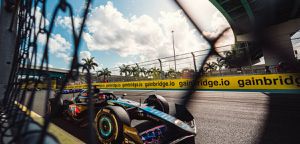 https://www.planeterenault.com/images/300x0/UserFiles/photos/slideshow/Grand_Prix_de_Miami_de_Formule_1_2024,_dimanche.jpg