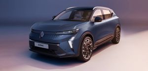 https://www.planeterenault.com/images/300x0/UserFiles/photos/slideshow/Renault-Scenic-E-Tech-electric-2026.jpg