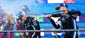 https://www.planeterenault.com/images/300x0/UserFiles/photos/slideshow/WEC_Alpine_6H_Spa_2025-5.jpg