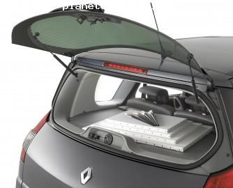 Ouverture hayon sur Scénic restylé