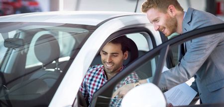 Acheter une Renault en 2026 : bonus, délais et disponibilité, ce qu’il faut vraiment anticiper