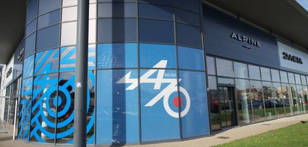 Alpine revendique désormais 42 points de ventes en France et 172 dans le monde