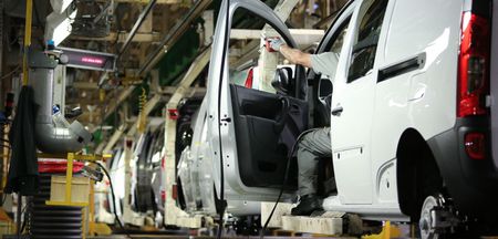 Renault pose ses conditions pour investir 10 milliards et poursuivre la production de ses modèles électriques en France