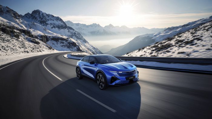 Nouvelle Alpine A390