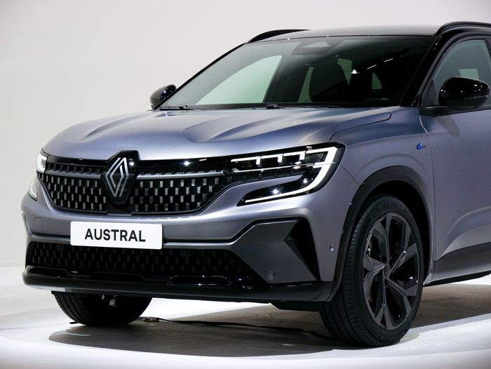 La face avant du SUV avec sa signature lumineuse en C