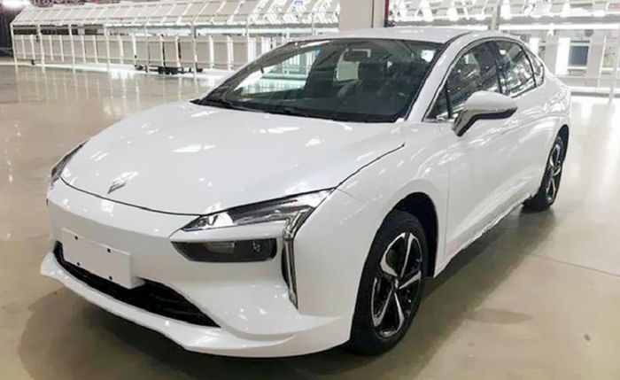 Future Renault Mobilize Limo