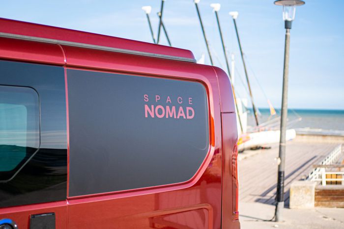 Les tarifs de ce Nouveau Renault Trafic SpaceNomad s'étendent de 61 900 à 70 500 €