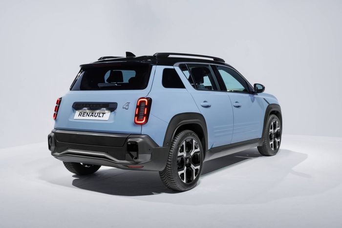 Nouvelle R4 vue arrière