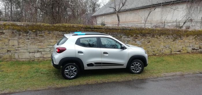 À 12 400 €, la Spring est le véhicule électrique le moins cher du marché 