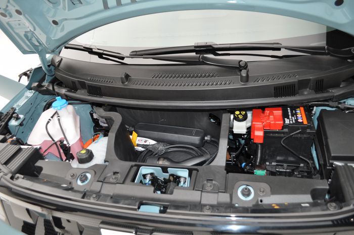 Coffre avant Dacia Spring