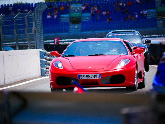 La Ferrari F430 du pilote de Formule Renault Jérémy Clavaud
