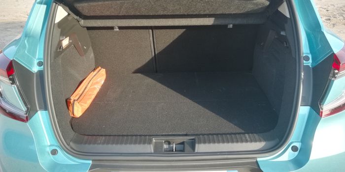 Un coffre un peu plus petit que sur une version classique