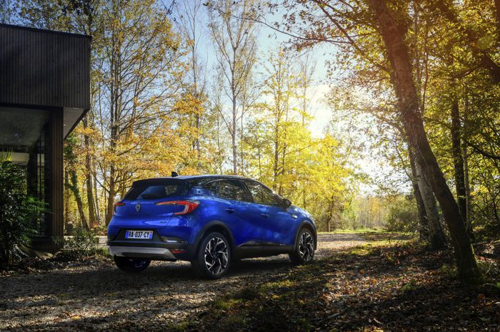 Renault Captur 2024 arrière