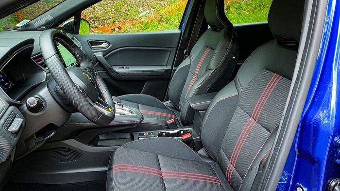 L'intérieur de la nouvelle version R.S Line