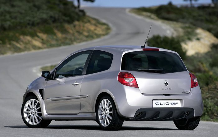 La Clio 3 RS fait partie de notre guide d'achat