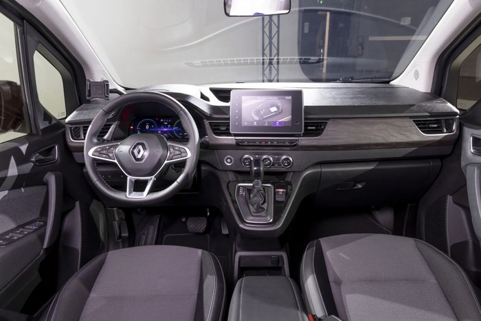Planche de bord nouveau Renault Kangoo 100% électrique