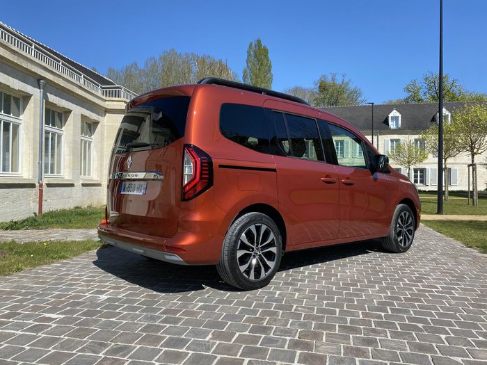 Le Kangoo 3 se métamorphose