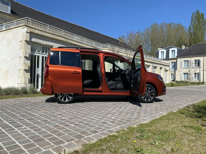 Ce dernier offre de nombreux avantages pour une famille de 5 personnes