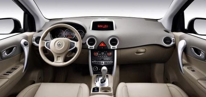 Intérieur Koleos 2008