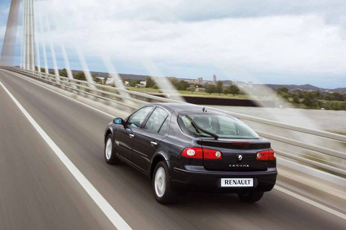 Laguna II restylée arrière