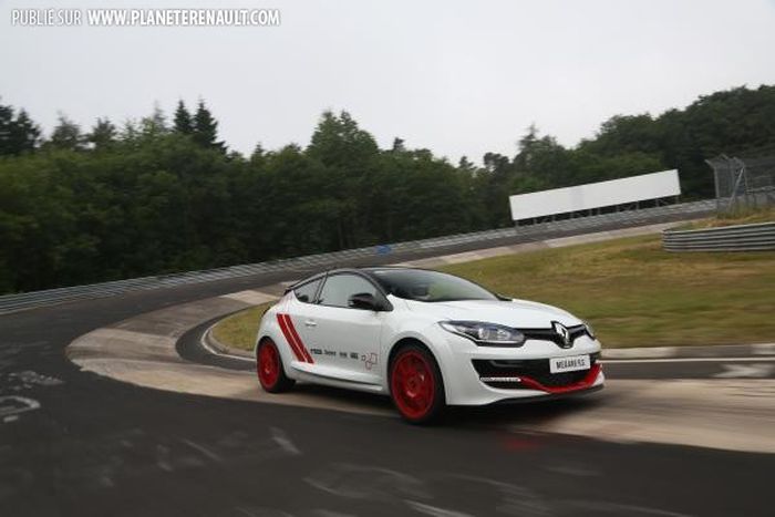 Megane RS Trophy-R