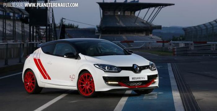 Megane RS Trophy R