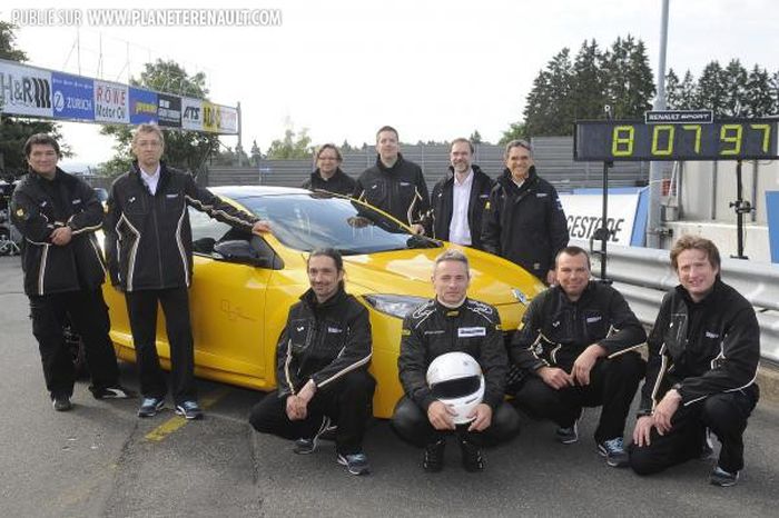 Nouveau record pour la Mégane RS Trophy au Nürburgring 0