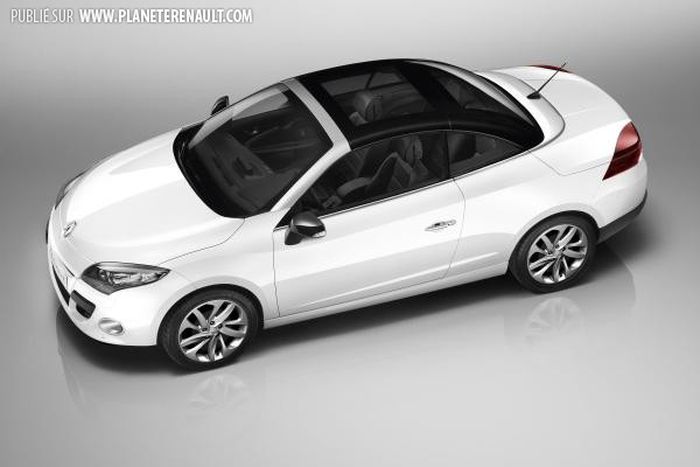 Renault Mégane III CC couverte